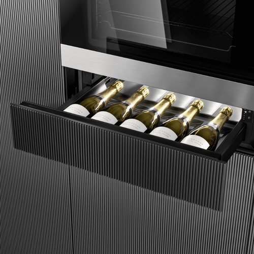 Dometic DrawBar 5S - 5 Bottles - Single Temperature Zone - Wine Draw - Integrated Wine Cooler - 554mm Wide - Black - Chilled Solution