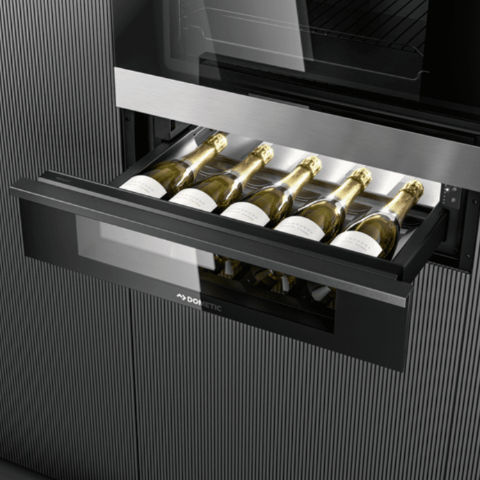 Dometic DrawBar 5C - 5 Bottles - Single Temperature Zone - Wine Draw - Integrated Wine Cooler - Clear Glass Door - 597mm Wide - Chilled Solution